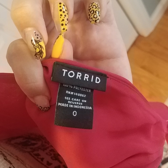 Torrid size 0, tank, flowing fit - Picture 4 of 4